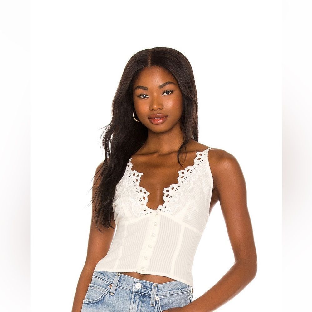 FREE PEOPLE Stevie Cami 🌸🦋 Small
